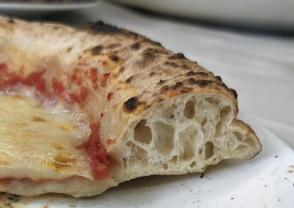 Neapolitan pizza crumb