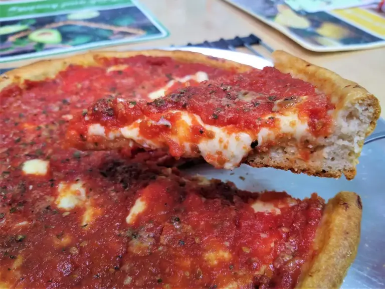 A picture of a homemade Chicago deep dish pizza