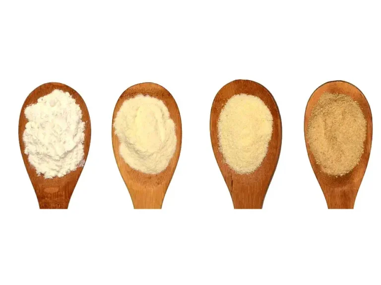 Spoons with different semolina products